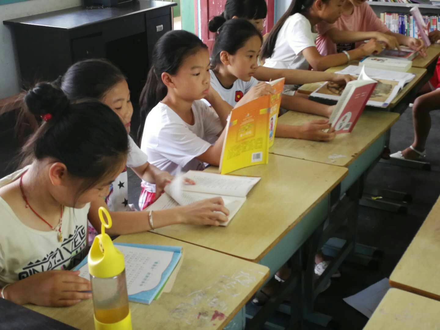 孩子们美好的未来贡献自己的一份力量！”扬帆计划项目负责人方丽丽说。